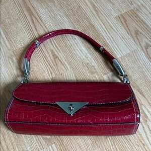Elegant Red Crocodile-Embossed Women's Bag